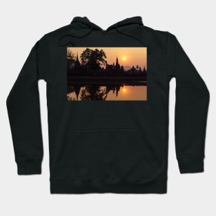 Sukhothai historical park, Wat Mahathat ruins at sunset Hoodie